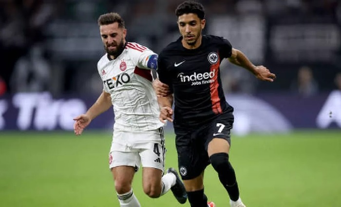 Soi kèo phạt góc Aberdeen vs Frankfurt 0h45 ngày 15/12: Khan hiếm phạt góc? - Ảnh 1