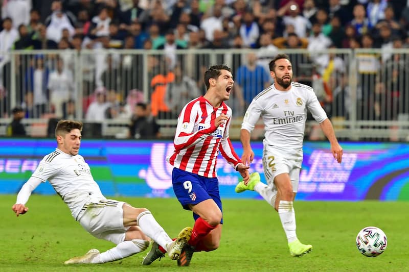 Soi kèo phạt góc Atletico Madrid vs Real Madrid, 3h30 ngày 19/1: Derby hấp dẫn thành Madrid - Ảnh 1