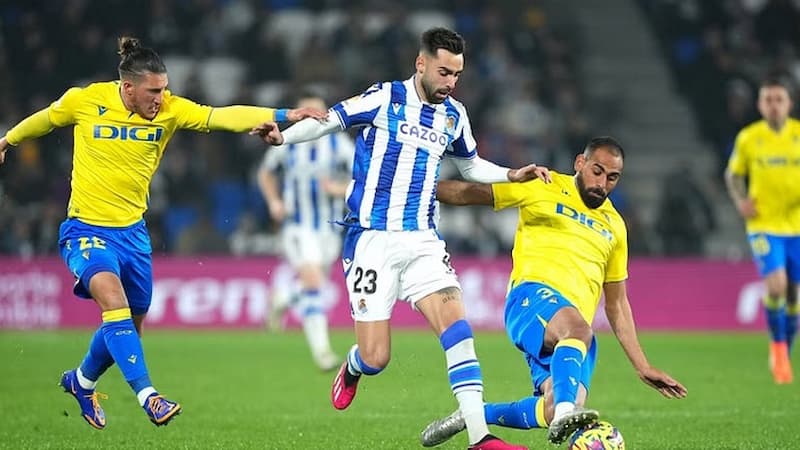 Soi kèo phạt góc Real Sociedad vs Cadiz, 3h ngày 16/3: Lấy lại phong độ - Ảnh 1