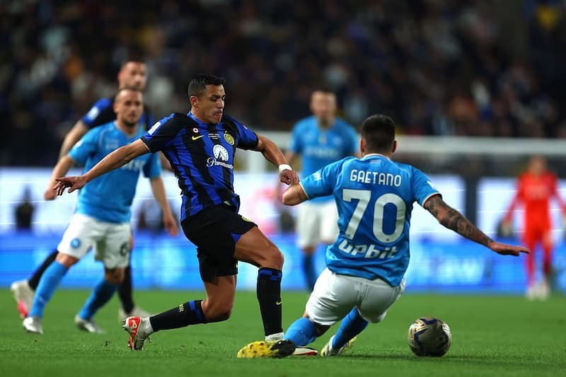 Soi kèo phạt góc Inter Milan vs Napoli, 2h45 ngày 18/3: Inter Milan tiếp tục thắng thế - Ảnh 1