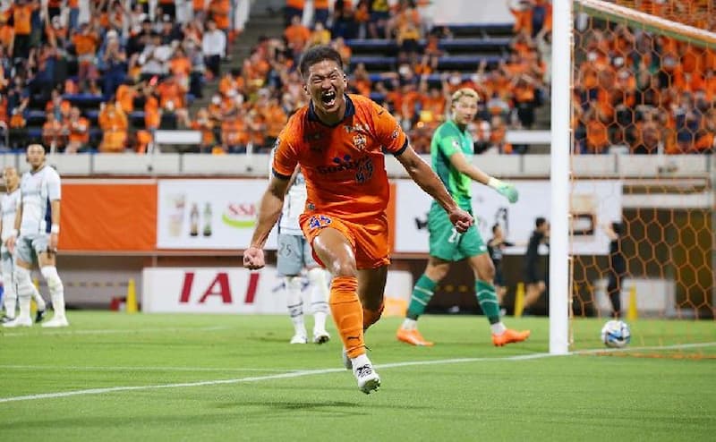 Kèo xiên may mắn hôm nay ngày 20/3: Cục diện ban đầu tại J-League 2 - Ảnh 1