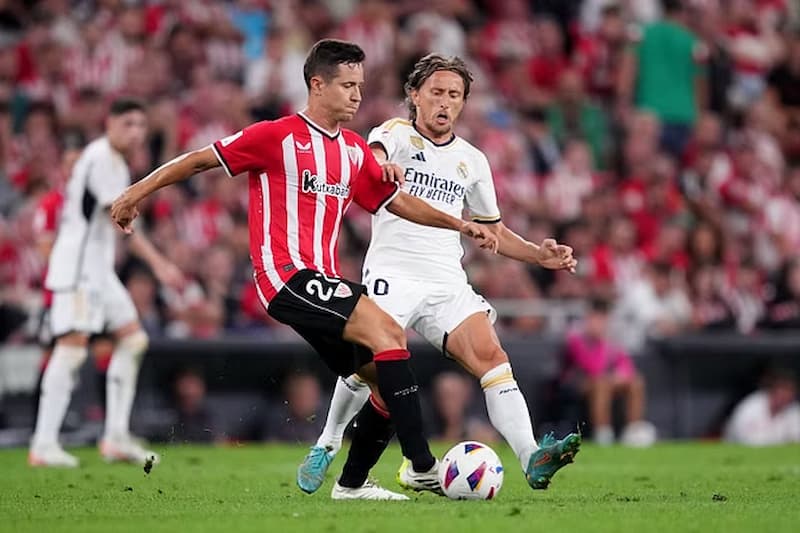 Soi kèo phạt góc Real Madrid vs Athletic Bilbao, 2h ngày 1/4: Kền Kền tiếp tục dẫn đầu - Ảnh 1