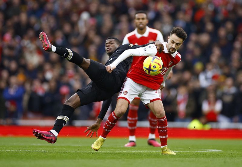 Soi kèo phạt góc Arsenal vs AFC Bournemouth, 18h30 ngày 4/5 - Ảnh 1