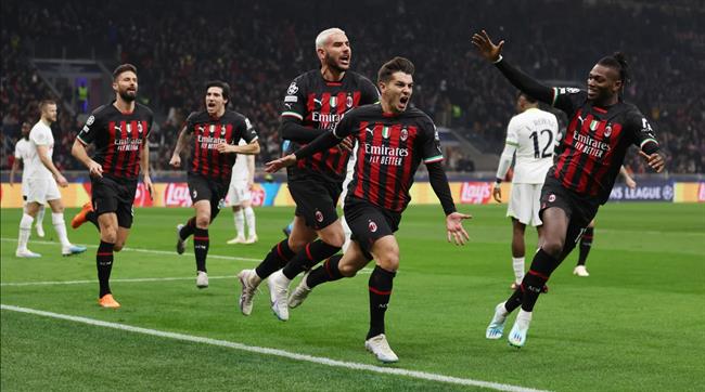 Soi kèo phạt góc AC Milan vs Salernitana, 1h45 ngày 26/5 - Ảnh 1