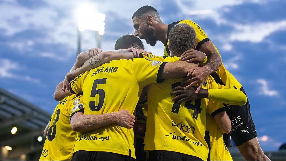 Soi kèo phạt góc Brommapojkarna vs Halmstads, 22h30 ngày 02/08 - Ảnh 1