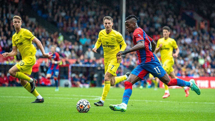 Soi kèo phạt góc Brentford vs Crystal Palace, 20h00 ngày 18/08 - Ảnh 1