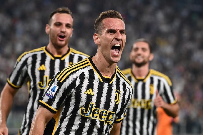 Soi kèo phạt góc Juventus vs Como, 01h45 ngày 20/08 - Ảnh 1